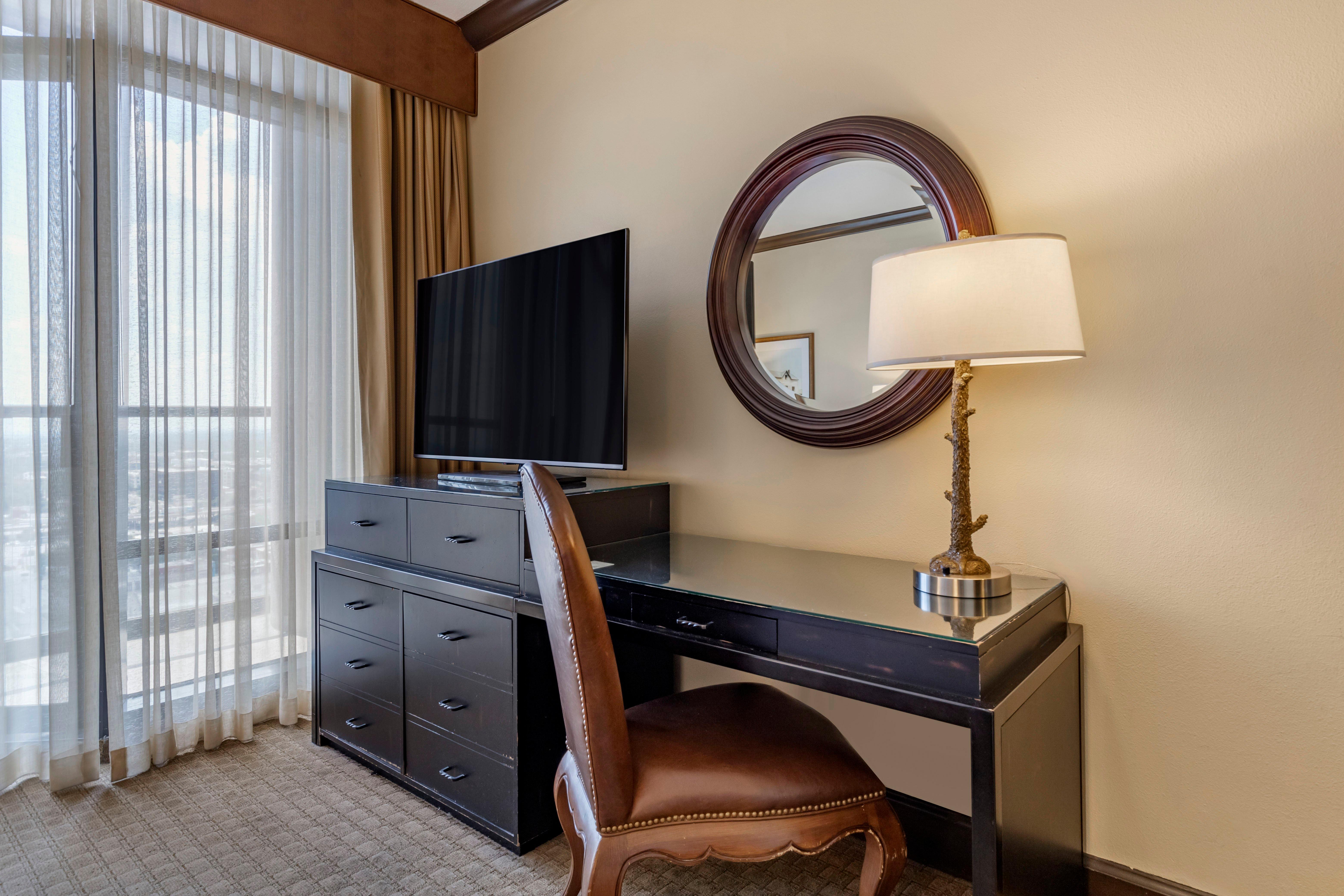 Omni Downtown 4*